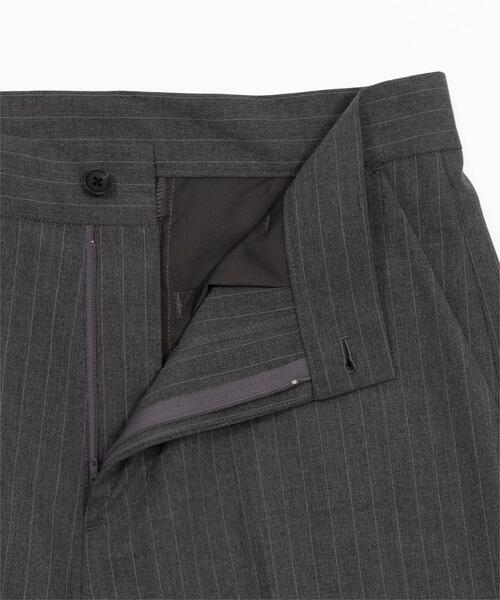 LUCY（ルーシー）の「LUCY/【26年春夏新作】ワイドストレートスラックス（スラックス・メンズ・グレー系その他4/ブラック/ブラック系その他4・LARGE/MEDIUM）」の9枚目の写真