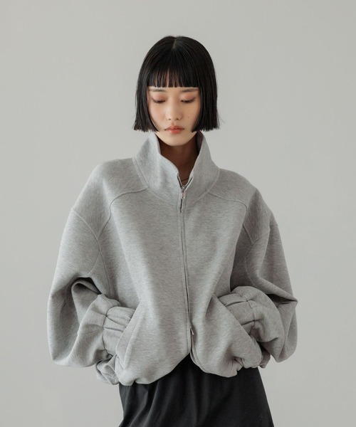 LOWRYS FARM（ローリーズファーム）の「ダンボールブルゾン  654886（スウェット・レディース・ブラック/グレー・FREE）」の10枚目の写真