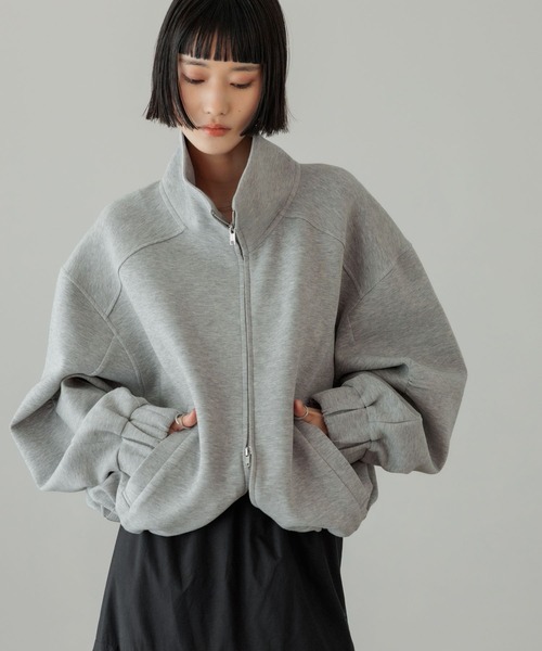 LOWRYS FARM（ローリーズファーム）の「ダンボールブルゾン  654886（スウェット・レディース・ブラック/グレー・FREE）」の12枚目の写真