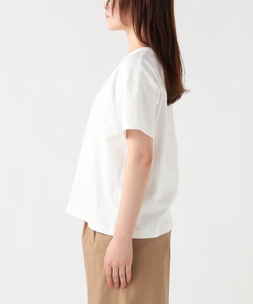 BEAMS HEART(ビームスハート)の「HEART刺繍 Tシャツ(Tシャツ/カットソー・レディース・ブラック/イエロー系その他4/オフホワイト・FREE)」の8枚目の写真