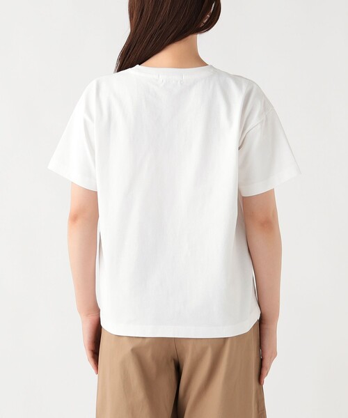 BEAMS HEART(ビームスハート)の「HEART刺繍 Tシャツ(Tシャツ/カットソー・レディース・ブラック/イエロー系その他4/オフホワイト・FREE)」の9枚目の写真