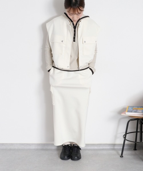 cepo（セポ）の「〈セットアイテム〉ダンボールワークベスト＆カーゴスカート（アンサンブル・レディース・チャコール/カーキ/オフホワイト・M）」の2枚目の写真