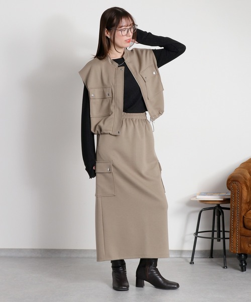 cepo（セポ）の「〈セットアイテム〉ダンボールワークベスト＆カーゴスカート（アンサンブル・レディース・チャコール/カーキ/オフホワイト・M）」の4枚目の写真
