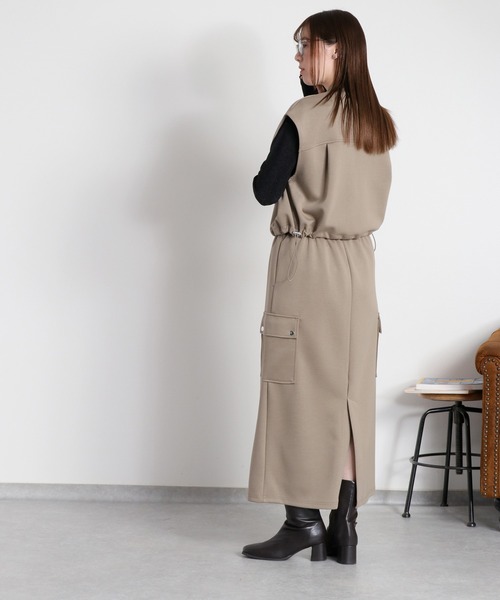 cepo（セポ）の「〈セットアイテム〉ダンボールワークベスト＆カーゴスカート（アンサンブル・レディース・チャコール/カーキ/オフホワイト・M）」の6枚目の写真