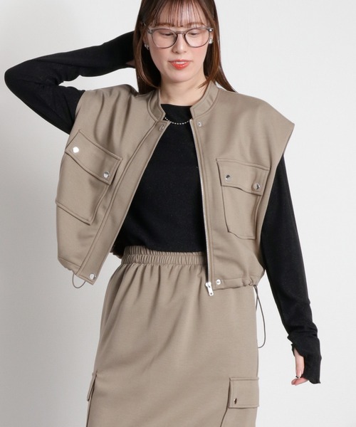 cepo（セポ）の「〈セットアイテム〉ダンボールワークベスト＆カーゴスカート（アンサンブル・レディース・チャコール/カーキ/オフホワイト・M）」の10枚目の写真