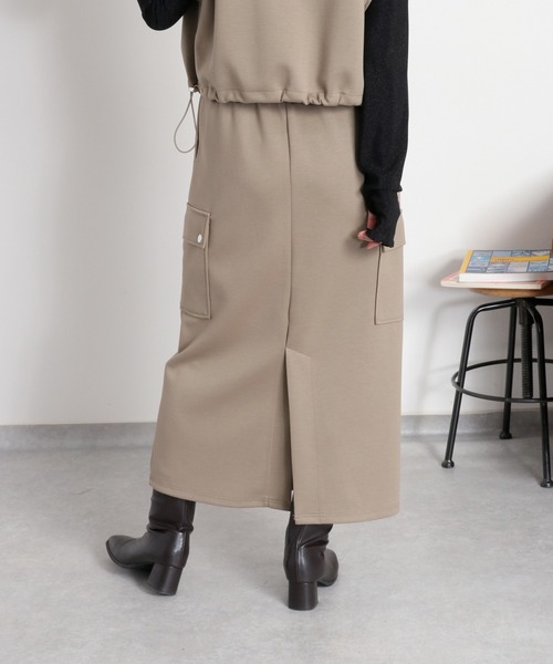 cepo（セポ）の「〈セットアイテム〉ダンボールワークベスト＆カーゴスカート（アンサンブル・レディース・チャコール/カーキ/オフホワイト・M）」の18枚目の写真