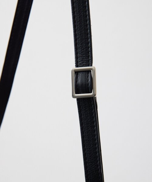 ear PAPILLONNER（イアパピヨネ）の「【IOPELLE(イオペレ)】アニマルスタンプショルダーバッグ（ショルダーバッグ・レディース・ブラック/パープル/グレー・FREE）」の6枚目の写真