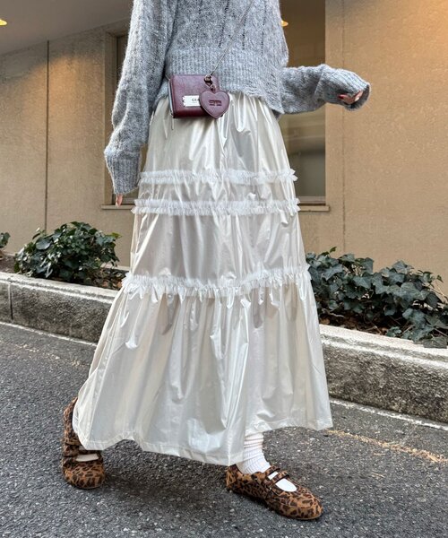 CIAOPANIC(チャオパニック)の「チュールフリルシャイニーティアードスカート(スカート・レディース・ホワイト/ブラック/シルバー・ONE SIZE)」の1枚目の写真