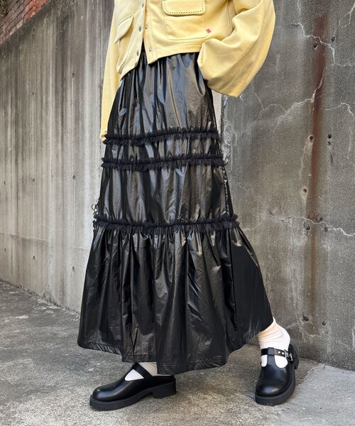 CIAOPANIC(チャオパニック)の「チュールフリルシャイニーティアードスカート(スカート・レディース・ホワイト/ブラック/シルバー・ONE SIZE)」の2枚目の写真