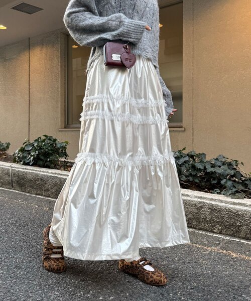 CIAOPANIC(チャオパニック)の「チュールフリルシャイニーティアードスカート(スカート・レディース・ホワイト/ブラック/シルバー・ONE SIZE)」の4枚目の写真