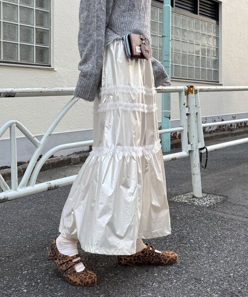 CIAOPANIC(チャオパニック)の「チュールフリルシャイニーティアードスカート(スカート・レディース・ホワイト/ブラック/シルバー・ONE SIZE)」の5枚目の写真