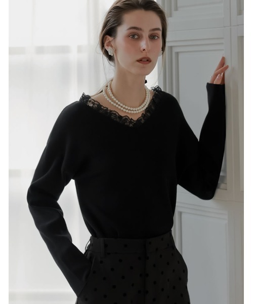 MEISM（ミズム）の「[2026S/S COLLECTION][MEISM by Re:EDIT]Vボートネックフリルレースニット（ニット/セーター・レディース・ブラック×ホワイト/ブラック×ブラック/グレー×ホワイト・LARGE/MEDIUM）」の2枚目の写真