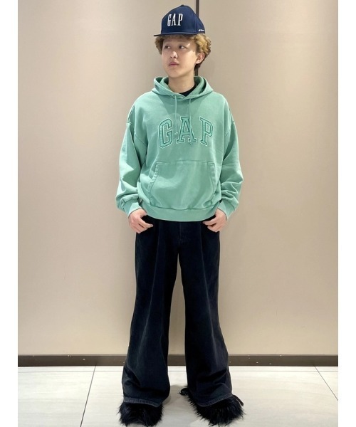 GAP(ギャップ)の「ヴィンテージソフト オーバーサイズ GAPロゴパーカー(パーカー・メンズ・グリーン/ブラウン・XL/L/M/S/XS)」の9枚目の写真