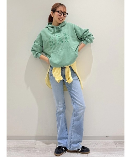 GAP(ギャップ)の「ヴィンテージソフト オーバーサイズ GAPロゴパーカー(パーカー・メンズ・グリーン/ブラウン・XL/L/M/S/XS)」の8枚目の写真