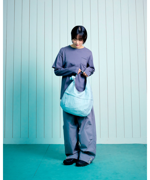 THECOLDESTMOMENT(ザコールデストモーメント)の「TCM curved pocket cross bag (grey)(メッセンジャーバッグ・レディース・その他・OS)」の11枚目の写真