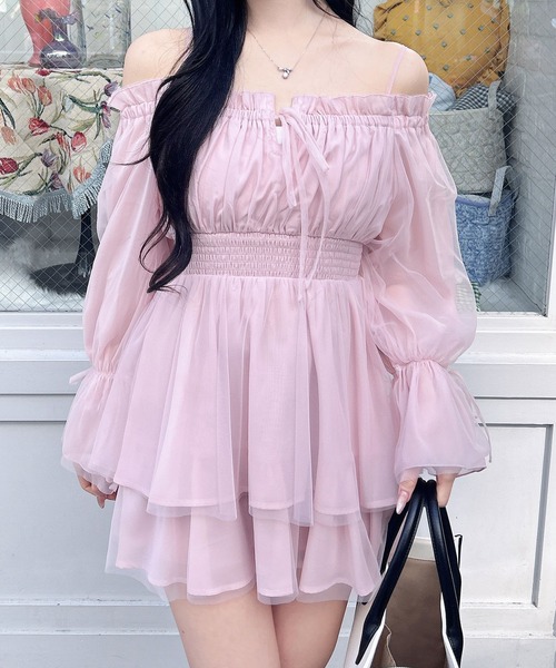 INGNI（イング）の「チュールオフショルミニワンピース（ワンピース・レディース・ブルー系/ピンク/オフホワイト・M）」の3枚目の写真