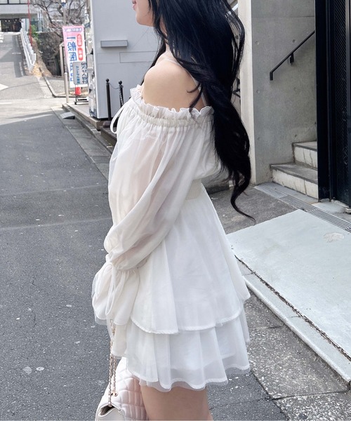 INGNI(イング)の「チュールオフショルミニワンピース(ワンピース・レディース・ブルー系/ピンク/オフホワイト・M)」の15枚目の写真