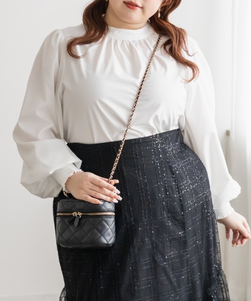 CLETTE（クレット）の「CLETTEオリジナルハイネックギャザーブラウス（シャツ/ブラウス・レディース・ブラック/ホワイト/ブルー・4L/3L/LL）」の4枚目の写真