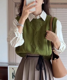 ＆soiree（アンドソワレ）の「ケーブル編みニットベスト（ベスト）」