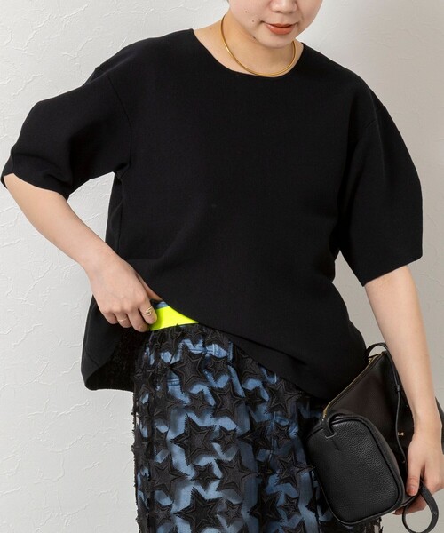 Rie Miller(リエミラー)の「《手洗い可能》トラペーズ2WAYプルオーバー(ニット/セーター・レディース・アイボリー/ブラック/グリーン・38)」の1枚目の写真