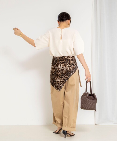 Rie Miller(リエミラー)の「《手洗い可能》トラペーズ2WAYプルオーバー(ニット/セーター・レディース・アイボリー/ブラック/グリーン・38)」の16枚目の写真