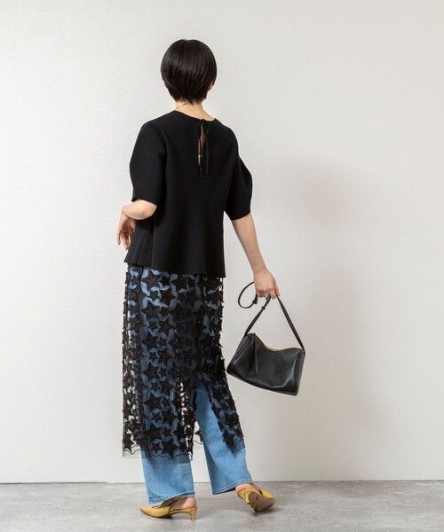Rie Miller(リエミラー)の「《手洗い可能》トラペーズ2WAYプルオーバー(ニット/セーター・レディース・アイボリー/ブラック/グリーン・38)」の22枚目の写真