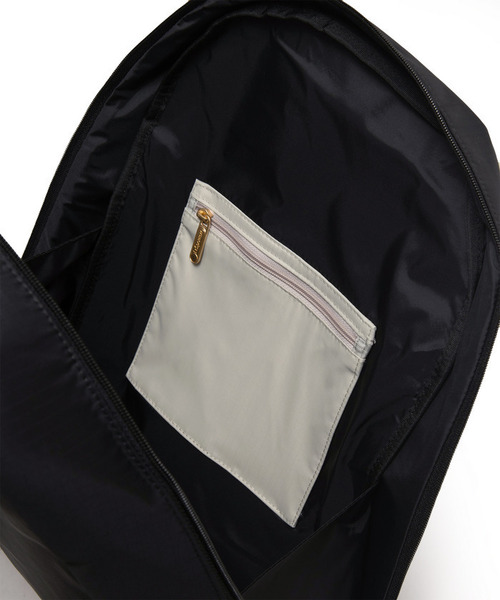 LeSportsac（レスポートサック）の「AT AVENUE BACKPACK ミッドナイトデューン（バックパック/リュック・レディース・ブラック・FREE）」の14枚目の写真