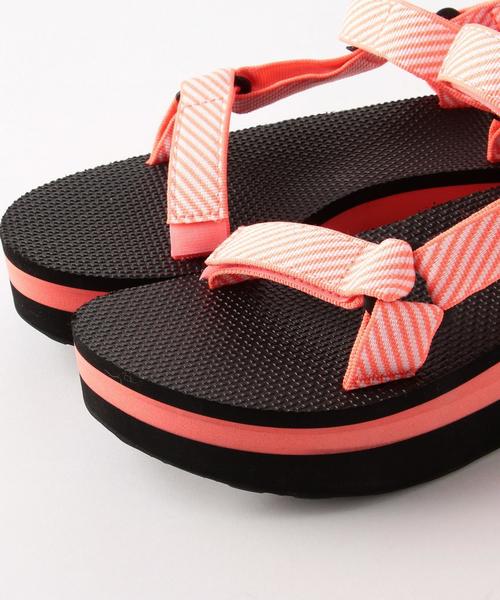 Another Edition（アナザーエディション）の「TEVA FLATFORM UNIVERSAL（サンダル・レディース・ホワイト/ブラック/ピンク・22.0cm/23.0cm/24.0cm）」の8枚目の写真