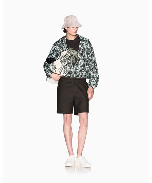 ARMANI EXCHANGE（アルマーニエクスチェンジ）の「【A|X アルマーニ エクスチェンジ】リサイクルポリエステル フーデッドナイロンジャケット（ナイロンジャケット・メンズ・グリーン・SMALL/X-LARGE）」の3枚目の写真