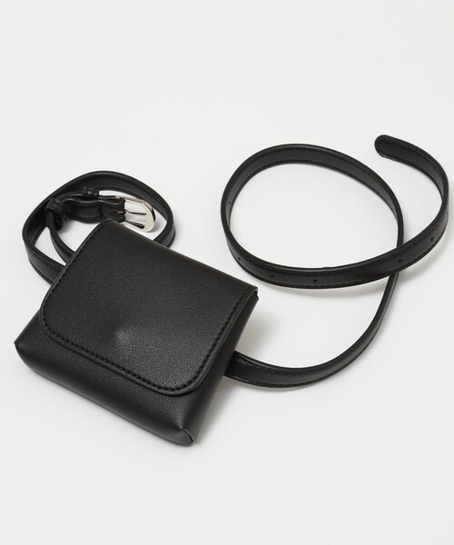 NOLLEY’S（ノーリーズ）の「【MAQWEL/マクウェル】ウエストポーチ（ボディバッグ/ウエストポーチ・レディース・ブラック・FREE）」の3枚目の写真