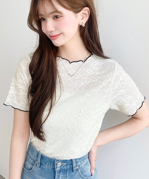 moment+（モーメントプラス）の「フラワーレース配色メローカットソー（Tシャツ/カットソー・レディース・ブラック/オフホワイト/ナチュラル・M/L）」の3枚目の写真