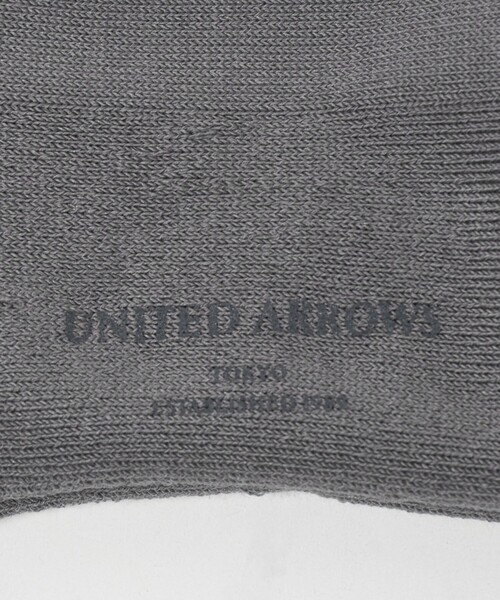 UNITED ARROWS(ユナイテッドアローズ)の「ミニパイル ショート ソックス(ソックス/靴下・メンズ・グレー系/ブラック・FREE)」の5枚目の写真