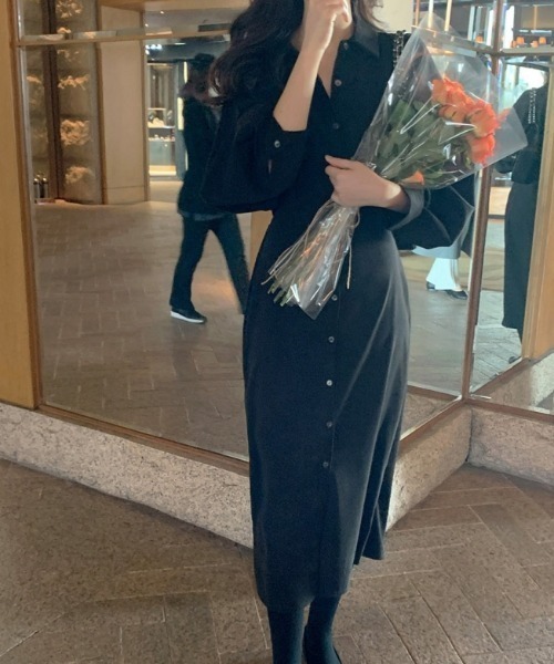 Emilie(エミリー)の「シアークリンクルドロストワンピース(ワンピース・レディース・ブラック/ベージュ・FREE)」の3枚目の写真