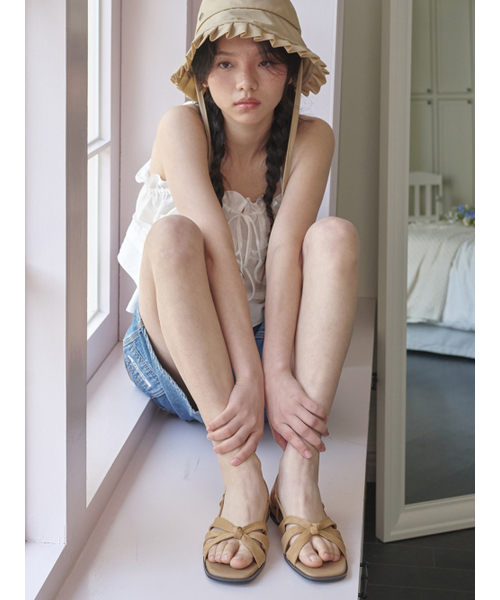 APTO(アプト)の「ラメズ サンダル AHSS011(サンダル・レディース・ブラック/Beige・23cm/23.5cm/24cm/24.5cm/25cm)」の3枚目の写真