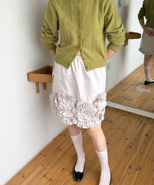 SINOON(シヌーン)の「Reverse Flower Cardigan (Olive)(カーディガン/ボレロ・レディース・オリーブ・FREE)」の5枚目の写真