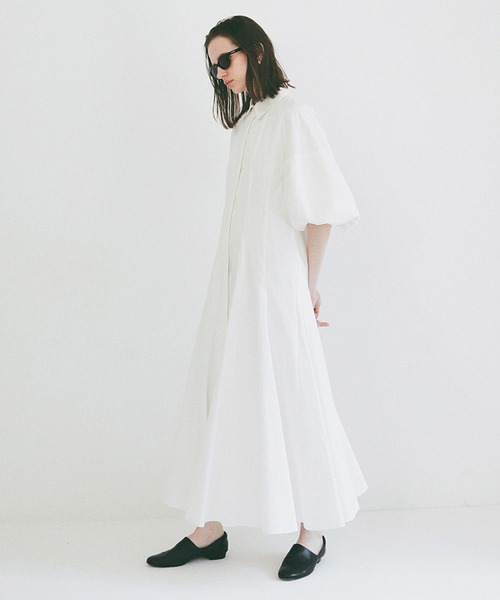 CLANE(クラネ)の「FORM SLEEVE PANEL LINE SHIRT ONEPIECE(ワンピース・レディース・ブラック/サックスブルー/ホワイト・0/2/1)」の2枚目の写真