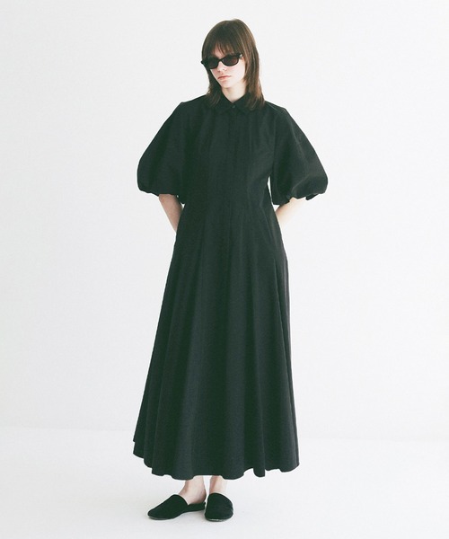CLANE(クラネ)の「FORM SLEEVE PANEL LINE SHIRT ONEPIECE(ワンピース・レディース・ブラック/サックスブルー/ホワイト・0/2/1)」の1枚目の写真