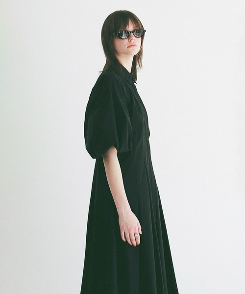 CLANE(クラネ)の「FORM SLEEVE PANEL LINE SHIRT ONEPIECE(ワンピース・レディース・ブラック/サックスブルー/ホワイト・0/2/1)」の7枚目の写真
