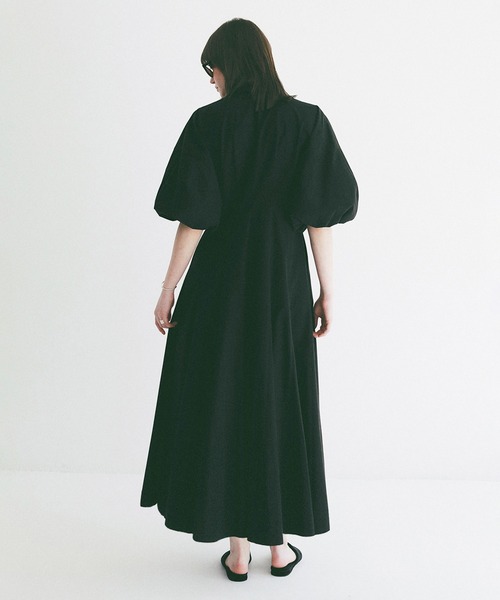 CLANE(クラネ)の「FORM SLEEVE PANEL LINE SHIRT ONEPIECE(ワンピース・レディース・ブラック/サックスブルー/ホワイト・0/2/1)」の6枚目の写真