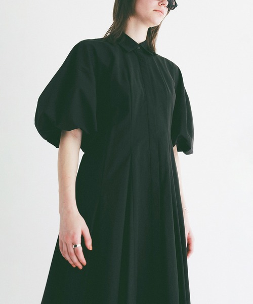 CLANE(クラネ)の「FORM SLEEVE PANEL LINE SHIRT ONEPIECE(ワンピース・レディース・ブラック/サックスブルー/ホワイト・0/2/1)」の9枚目の写真