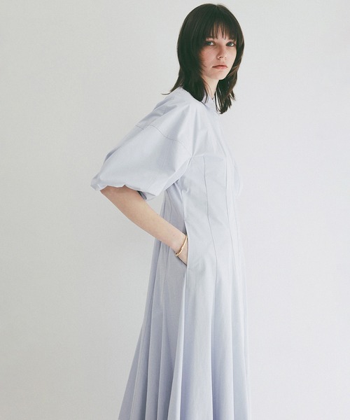 CLANE(クラネ)の「FORM SLEEVE PANEL LINE SHIRT ONEPIECE(ワンピース・レディース・ブラック/サックスブルー/ホワイト・0/2/1)」の20枚目の写真