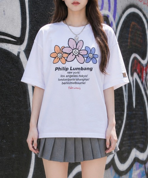 Philip Lumbang(フィリップランバン)の「【h】〔Philip Lumbang/フィリップランバン〕アソートアート プリント リラックスフィット 半袖Tシャツ(Tシャツ/カットソー・メンズ・ブラック系1/ホワイト系4/ブラック系2/ホワイト系3/ホワイト系2/ホワイト系1/ブラック系3/ブラック系4・LARGE/MEDIUM)」の3枚目の写真