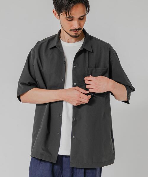 URBAN RESEARCH(アーバンリサーチ)の「COOL DOTS SHORT-SLEEVE SHIRTS(シャツ/ブラウス・メンズ・チャコールグレー/ブラック/ネイビー・MEDIUM/LARGE)」の2枚目の写真