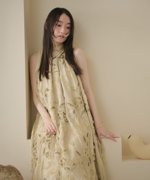 LAULEN(ローレン)の「chiffon ribbon halterneck embroidery dress /シフォンリボンホルター刺繍ロングドレス(ワンピース・レディース・ブラック/ピンク/ライトグリーン/ブラウン・FREE)」の20枚目の写真