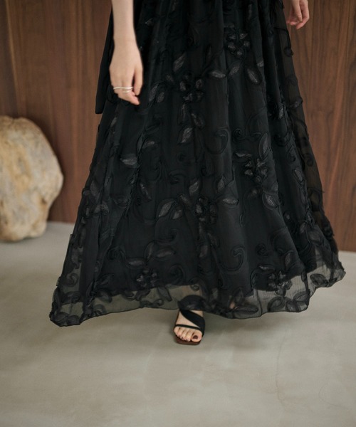 LAULEN(ローレン)の「chiffon ribbon halterneck embroidery dress /シフォンリボンホルター刺繍ロングドレス(ワンピース・レディース・ブラック/ピンク/ライトグリーン/ブラウン・FREE)」の6枚目の写真