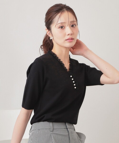 index(インデックス)の「フリルスキッパー半袖ニット【洗濯機OK】(ニット/セーター・レディース・イエロー系その他/ブラック/ナチュラル・42/40/38/36)」の4枚目の写真