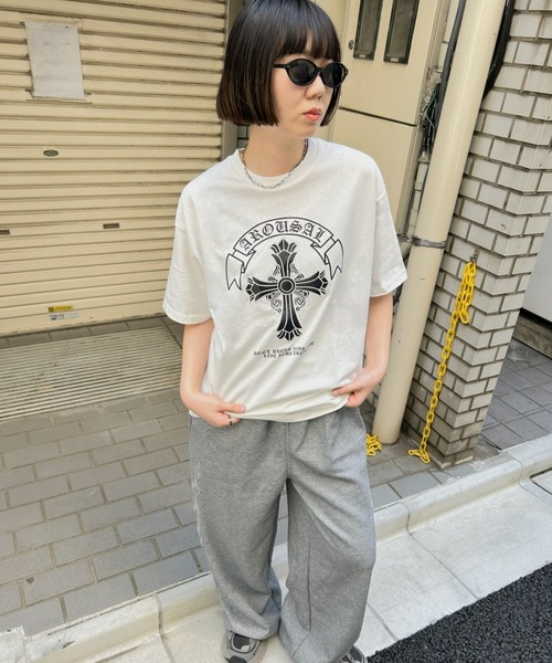 LAC-VERT（ラック・ヴェール）の「クロスプリントＴシャツ（Tシャツ/カットソー・レディース・ホワイト/ブラック/ピンク・FREE）」の8枚目の写真