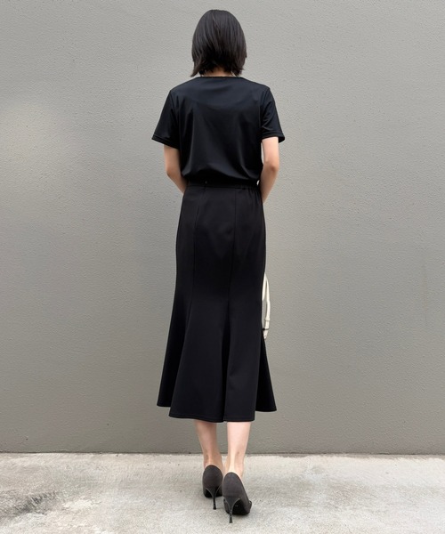 etre pret（エトレプレ）の「多機能ラウンドネック半袖カットソー（Tシャツ/カットソー・レディース・ブラック・7号/9号/11号/13号/15号）」の12枚目の写真