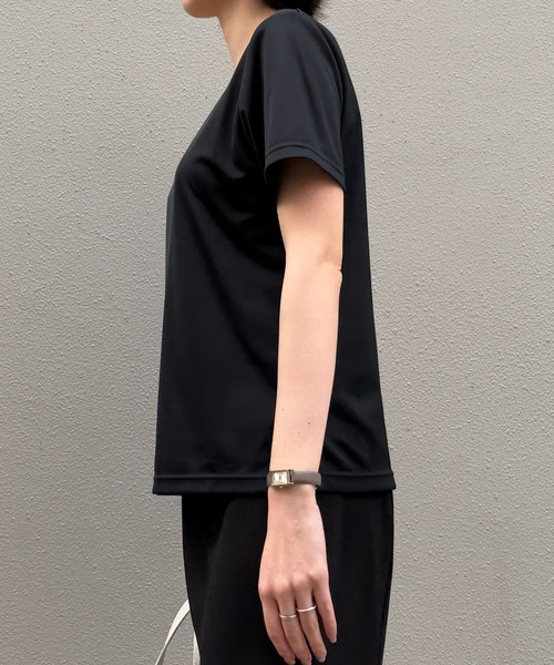etre pret（エトレプレ）の「多機能ラウンドネック半袖カットソー（Tシャツ/カットソー・レディース・ブラック・7号/9号/11号/13号/15号）」の4枚目の写真