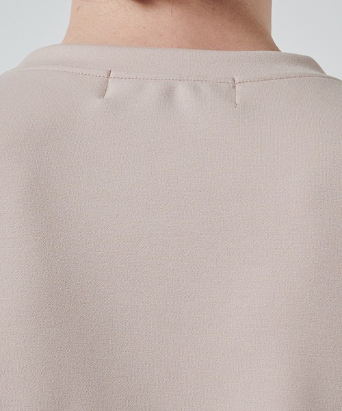 CULLNI(クルニ)の「【CULLNI】CULLNI Logo Embroidery Ponte Rome Pullover(Tシャツ/カットソー・メンズ・タン/ブラック・1/2)」の21枚目の写真